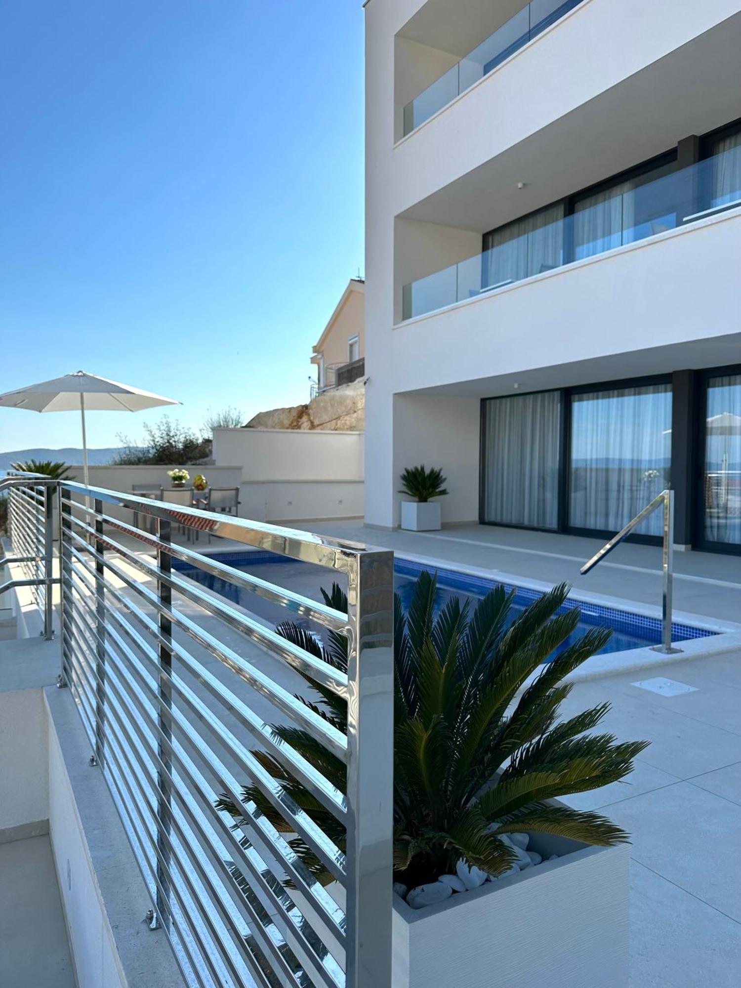 Villa Apartment Danny Baška Voda Eksteriør billede