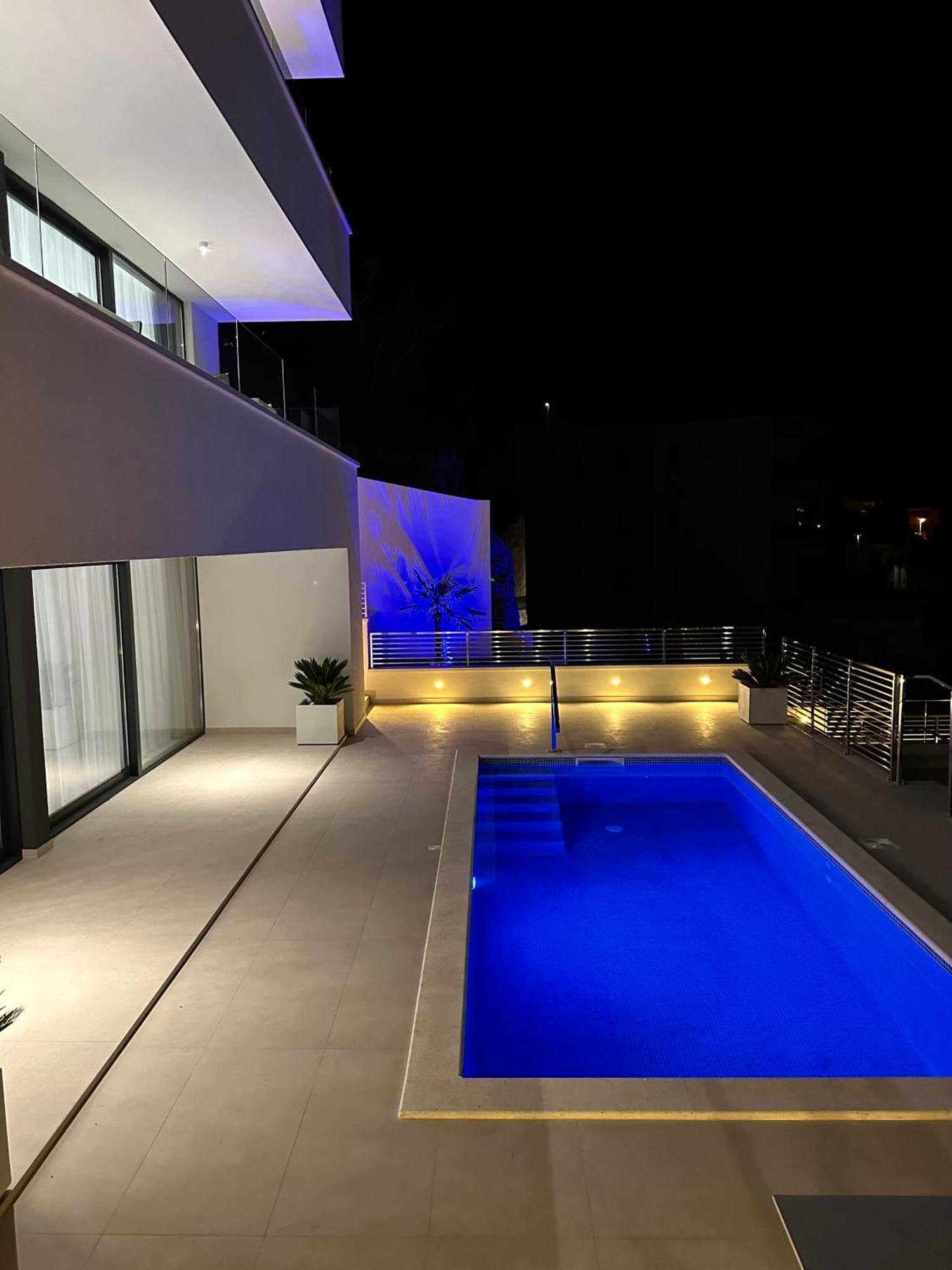 Villa Apartment Danny Baška Voda Eksteriør billede