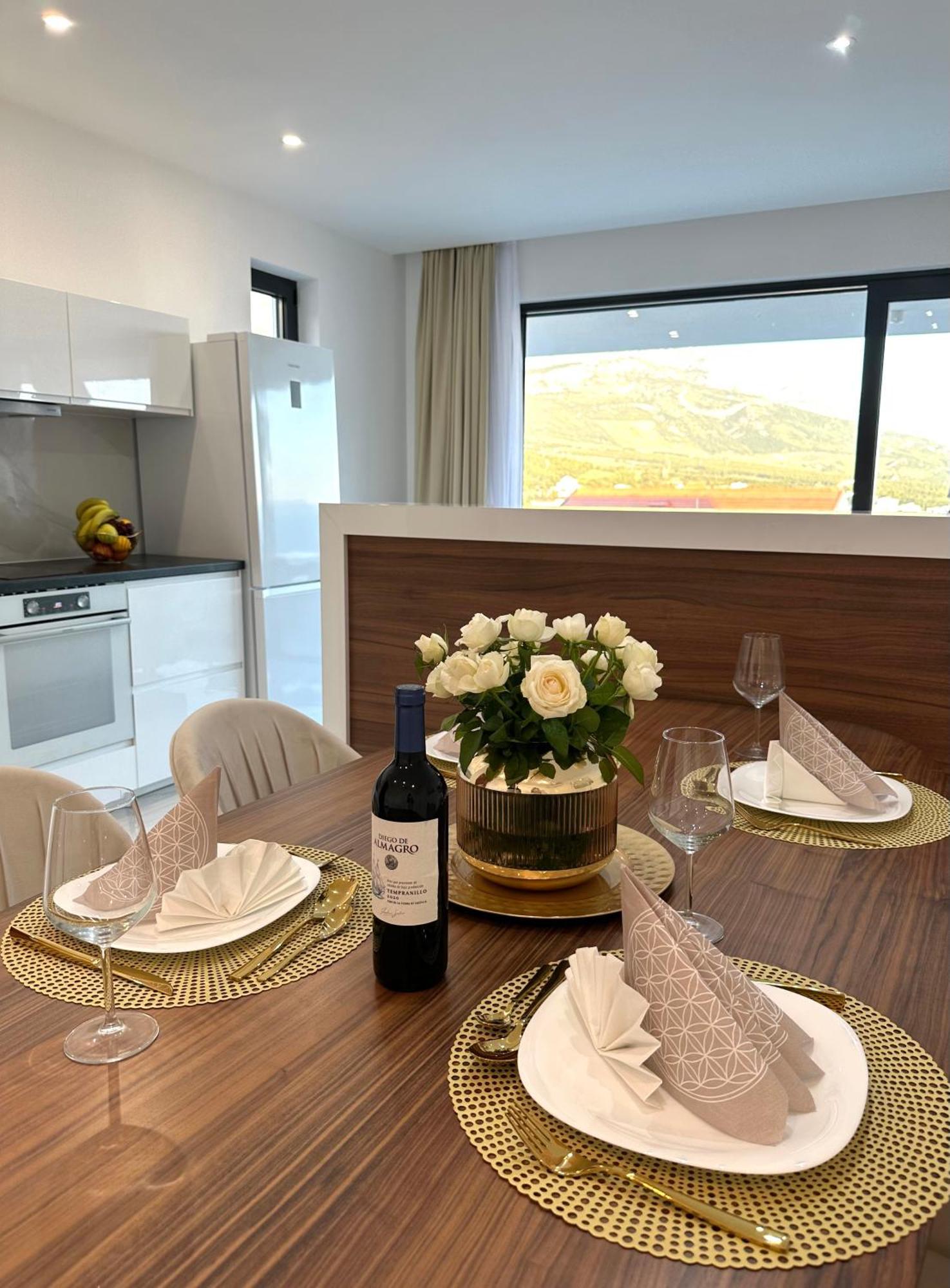 Villa Apartment Danny Baška Voda Eksteriør billede